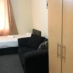 Bed & Breakfast Renfrew At Centre