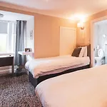 Albion 3*