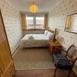 West End Hidden Gem - Modern 2-bedroom With Residents Patio *