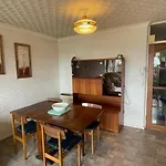 West End Hidden Gem - Modern 2-bedroom With Residents Patio Glasgow