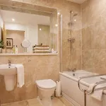 1 Bedroom Flat In The Heart Of Merchant