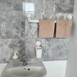 דירה Modern Comfy One Bed - Free Parking *