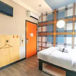 Easyhotel