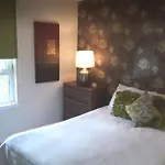 Апартаменты Spacious Modern Глазго