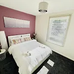 Modern Style , Separate Entrance *