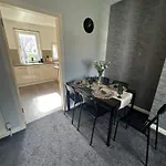 Apartment Modern Style , Separate Entrance