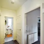 Modern Style , Separate Entrance Apartment Glasgow