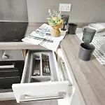 Modern Style , Separate Entrance *