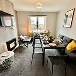 Apartment Modern Style , Separate Entrance *