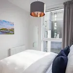 1 Bedroom In Very Location 아파트