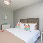 Beautiful West End Flat With Private Parking