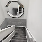 Modern House Close To * Γλασκώβη