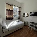 Апартаменты Great Western Road With En Глазго