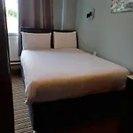Kings Park Otel