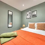 Stylish 3-bedroom In Apartamento Glasgow