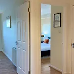 Apartamento Sleek & Modern 2br - Easy Access To Centre *