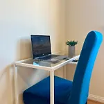 Apartamento Sleek & Modern 2br - Easy Access To Centre