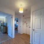 Apartamento Sleek & Modern 2br - Easy Access To Centre *