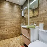 Spacious 4 Bedroom Near West End Γλασκώβη