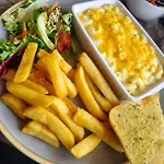 Kings Park Otel 3*
