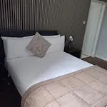 Kings Park 3* Glasgow