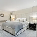 Appartement Timeless 5 Bed Duplex Flat *