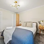 Appartement Timeless 5 Bed Duplex Flat *