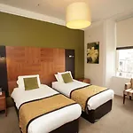 Acorn 3* Glasgow
