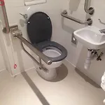 ホテル ハンプトン バイ ヒルトン セントラル