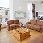 Blythswood Square Apartmán *