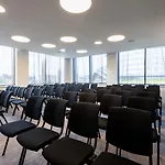 Courtyard By Marriott Sec Hotell 4*