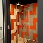 Revolver Hotel 4*