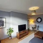 Cosy 2 Bed South *
