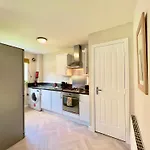 Stylish With Free Parking Near Town Appartement Glasgow