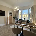 Romantic Brand New Flat, Centre Apartment Glasgow
