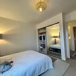 דירה Duplex Penthouse With Secured Parking Finnieston גלאזגו