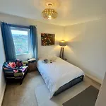 דירה Duplex Penthouse With Secured Parking Finnieston גלאזגו