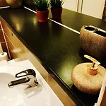 City Center Flat With Parking