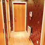 City Center Flat With Parking *