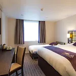 Premier Pacific Quay 酒店 3*
