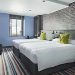 Hotel Village