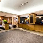 West By Compass Hospitality غلاسغو