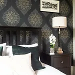 32 Victoria Crescent Road Διαμέρισμα *