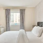 2 Bedroom At Secc Hydro Free Parking