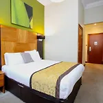 Acorn 3* Glasgow