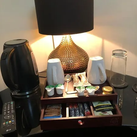 Renfrew At Centre Glasgow