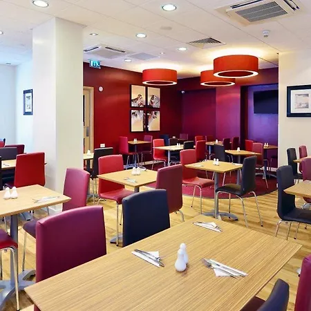 Szálloda Travelodge Queen Street Glasgow