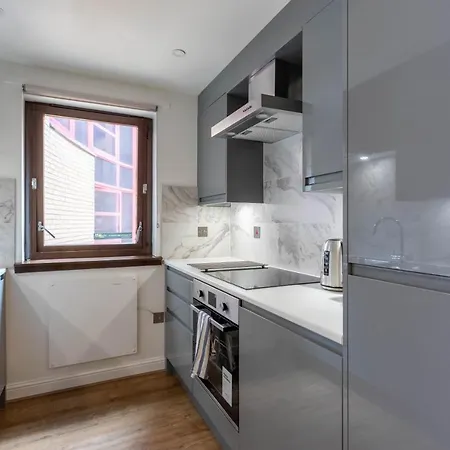 Stunning 1 Bed Merchant With Parking Lägenhet Glasgow