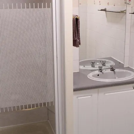 Guest house Manor Park 3*