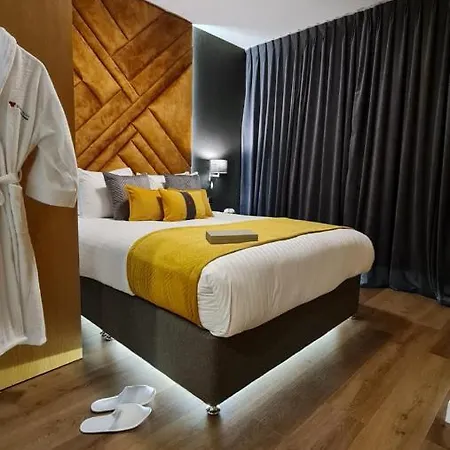 Aparthotel Metro